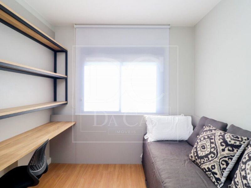 Apartamento à venda com 43m², 1 dormitório, 1 suíte, 1 vaga no bairro Central Parque em Porto Alegre