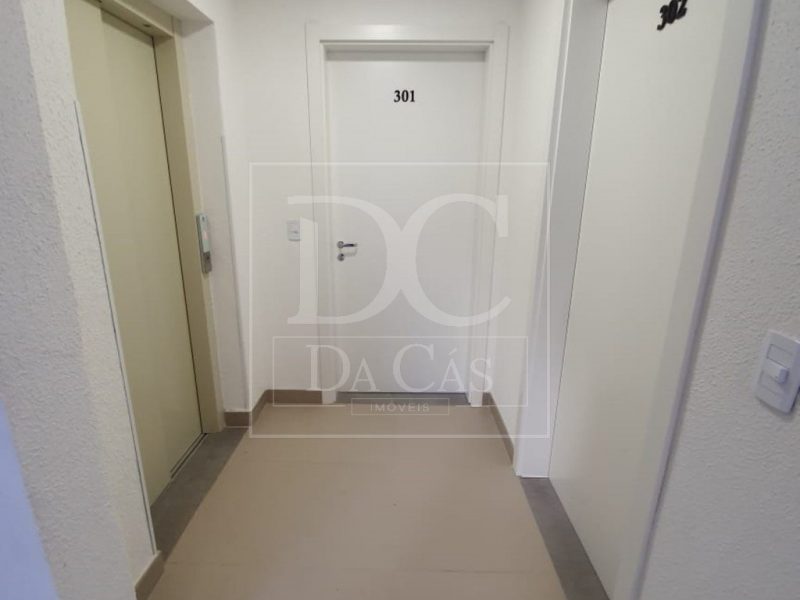 Apartamento à venda com 71m², 2 dormitórios, 1 suíte, 2 vagas no bairro Petrópolis em Porto Alegre