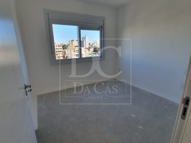 Apartamento à venda com 71m², 2 dormitórios, 1 suíte, 2 vagas no bairro Petrópolis em Porto Alegre