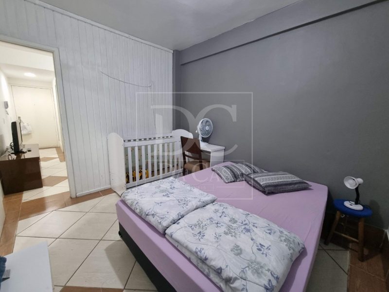 Apartamento à venda com 33m², 1 dormitório no bairro Centro Histórico em Porto Alegre