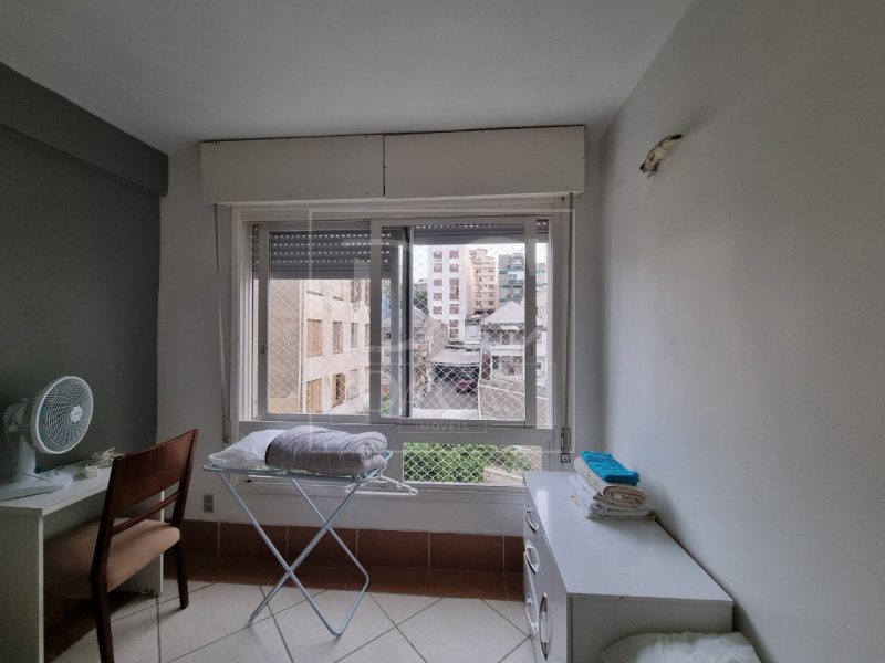 Apartamento à venda com 33m², 1 dormitório no bairro Centro Histórico em Porto Alegre