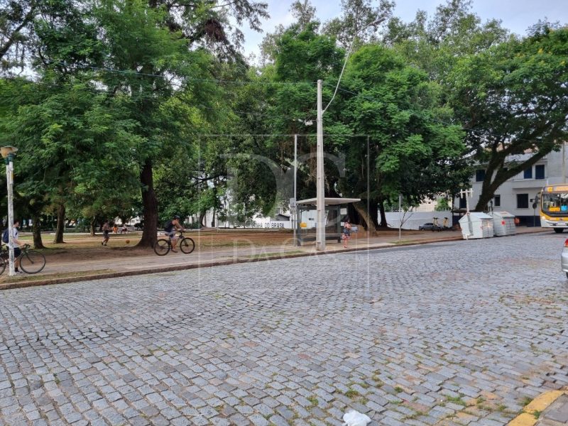 Apartamento à venda com 33m², 1 dormitório no bairro Centro Histórico em Porto Alegre