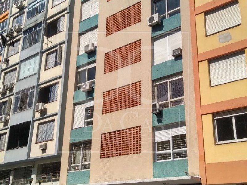 Apartamento à venda com 33m², 1 dormitório no bairro Centro Histórico em Porto Alegre