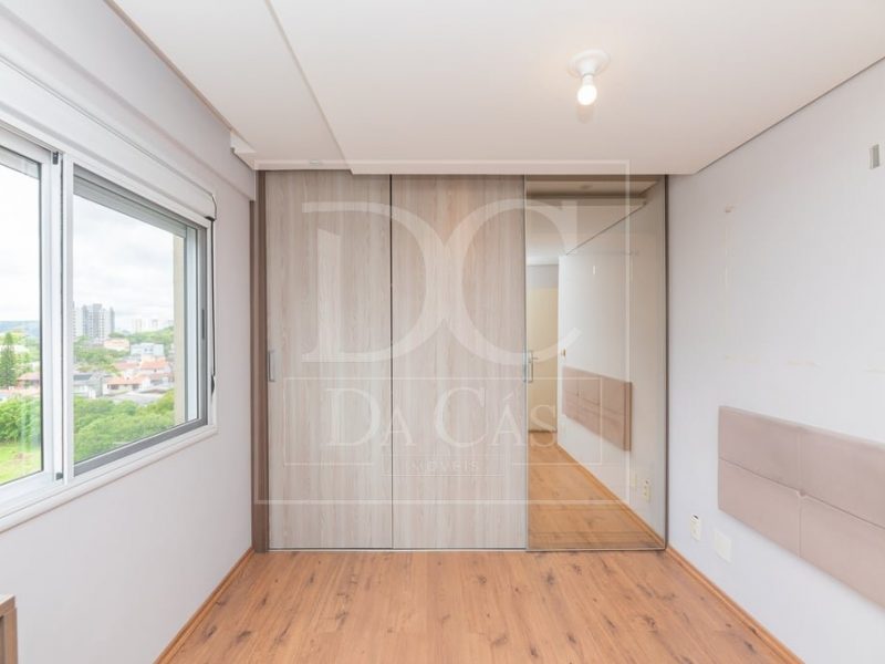 Apartamento à venda com 56m², 2 dormitórios, 1 suíte, 1 vaga no bairro Morro Santana em Porto Alegre