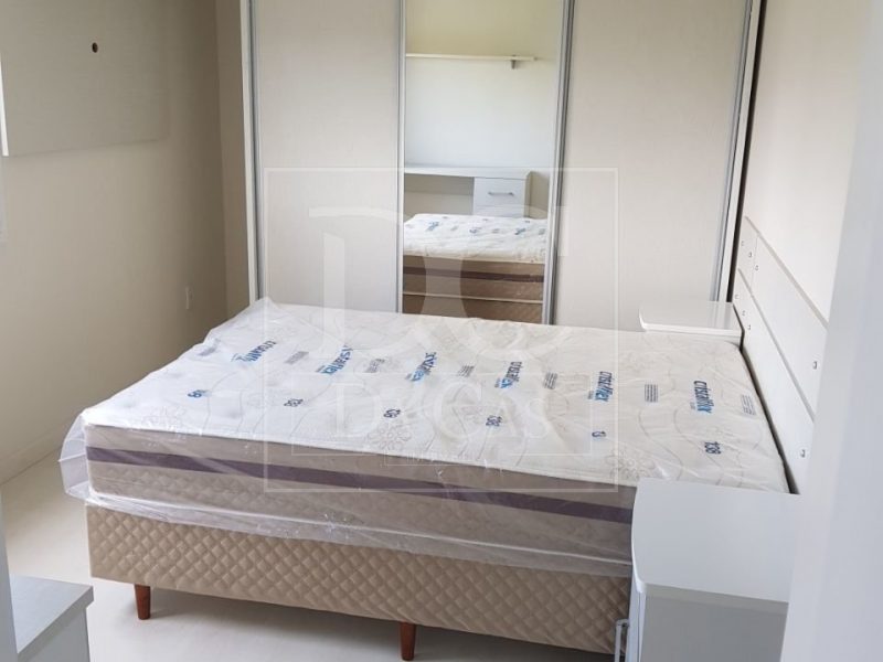 Apartamento à venda com 67m², 2 dormitórios, 1 suíte, 2 vagas no bairro Cavalhada em Porto Alegre