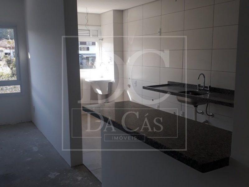 Apartamento à venda com 66m², 2 dormitórios, 1 suíte, 1 vaga no bairro Santo Antônio em Porto Alegre