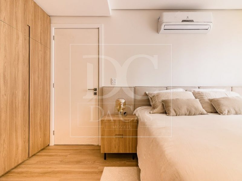 Apartamento à venda com 123m², 3 dormitórios, 3 suítes, 2 vagas no bairro Mont Serrat em Porto Alegre