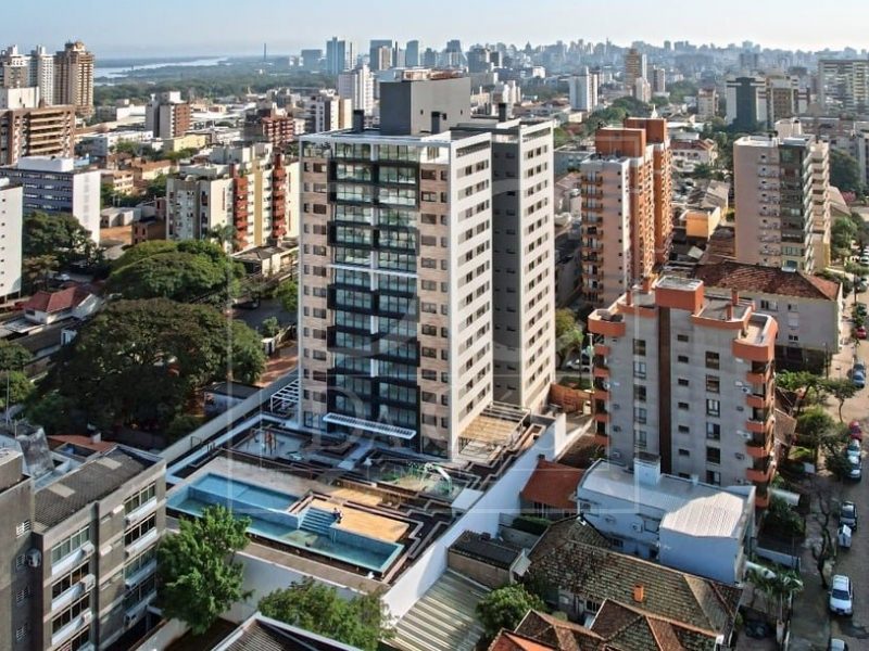 Apartamento à venda com 155m², 3 dormitórios, 3 suítes, 3 vagas no bairro Menino Deus em Porto Alegre