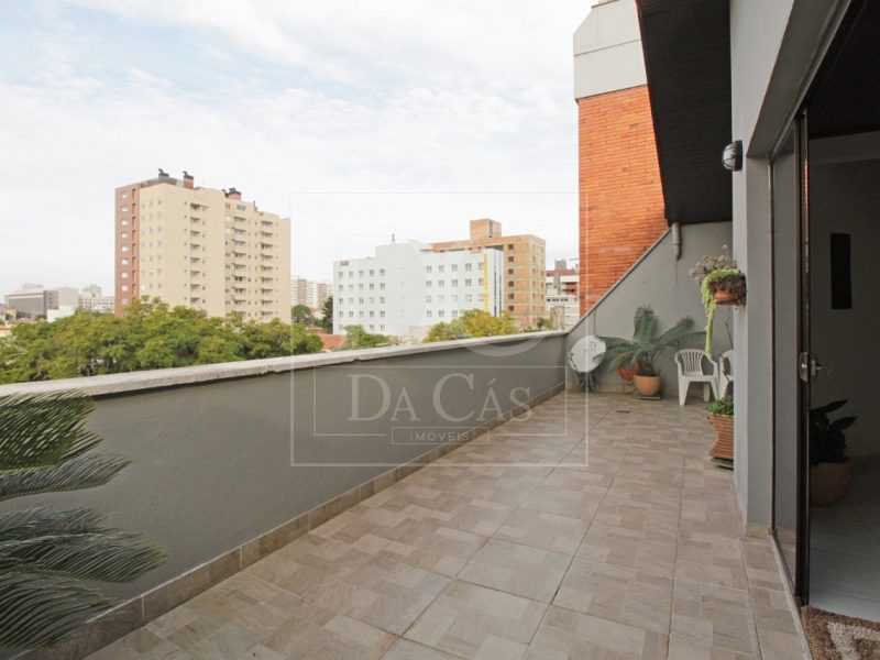 Apartamento à venda com 206m², 4 dormitórios, 2 suítes, 2 vagas no bairro Passo da Areia em Porto Alegre