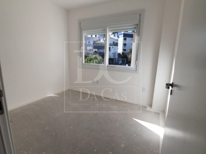 Apartamento à venda com 71m², 2 dormitórios, 1 suíte, 2 vagas no bairro Petrópolis em Porto Alegre