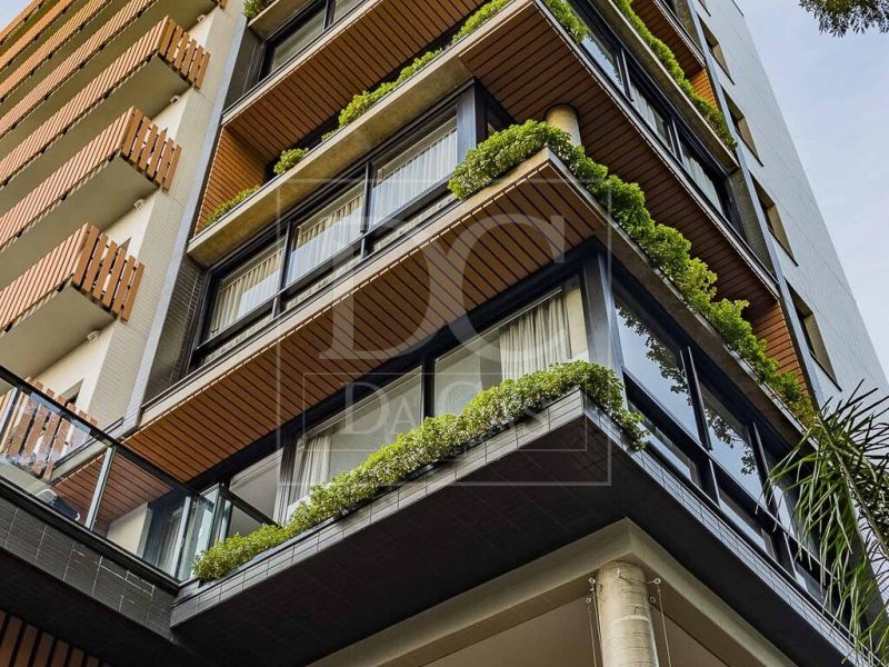 Apartamento à venda com 123m², 3 dormitórios, 3 suítes, 2 vagas no bairro Mont Serrat em Porto Alegre