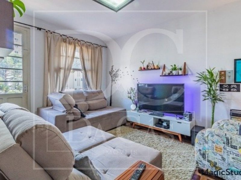 Apartamento à venda com 57m², 2 dormitórios no bairro Rio Branco em Porto Alegre