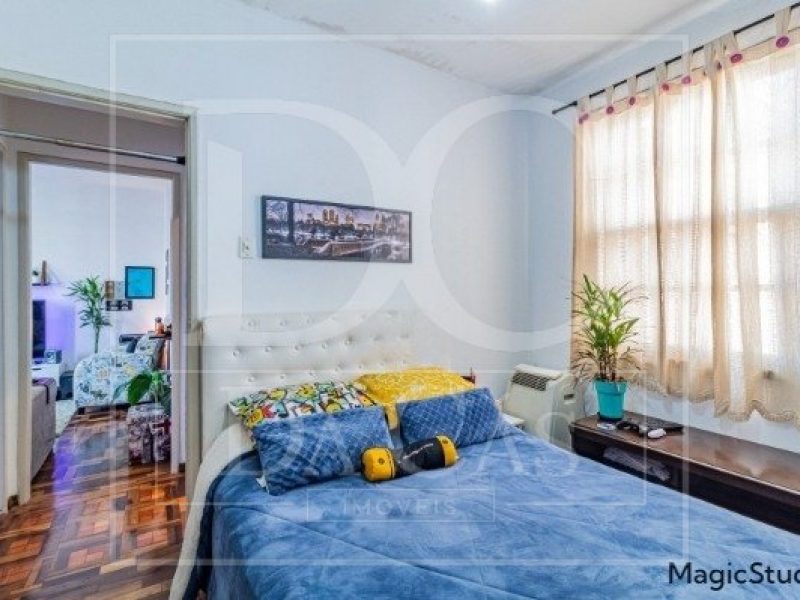 Apartamento à venda com 57m², 2 dormitórios no bairro Rio Branco em Porto Alegre