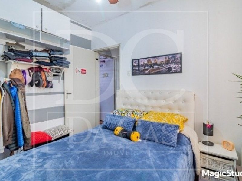 Apartamento à venda com 57m², 2 dormitórios no bairro Rio Branco em Porto Alegre