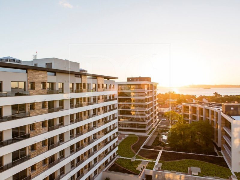 Salas/Conjuntos à venda com 99m², 2 vagas no bairro Tristeza em Porto Alegre