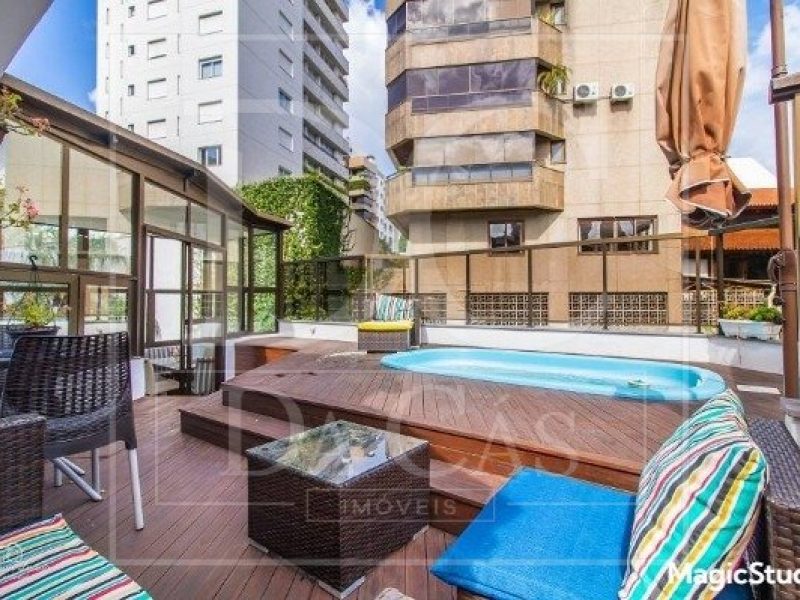 Cobertura à venda com 244m², 4 dormitórios, 2 suítes, 4 vagas no bairro Bela Vista em Porto Alegre