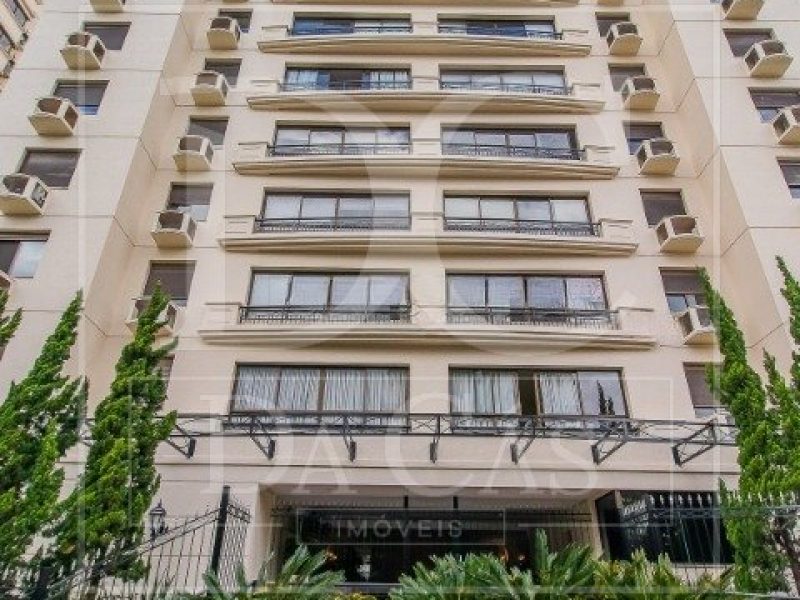 Apartamento à venda com 74m², 2 dormitórios, 1 suíte, 2 vagas no bairro Passo da Areia em Porto Alegre