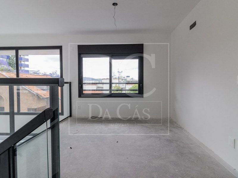 Loft à venda com 76m², 1 dormitório, 1 suíte, 2 vagas no bairro Rio Branco em Porto Alegre