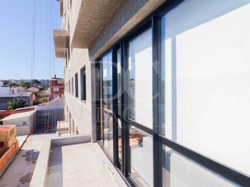 Apartamento à venda com 43m², 1 dormitório, 1 suíte, 1 vaga no bairro Central Parque em Porto Alegre