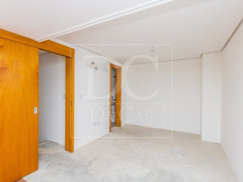 Apartamento à venda com 84m², 2 dormitórios, 1 suíte, 1 vaga no bairro Menino Deus em Porto Alegre