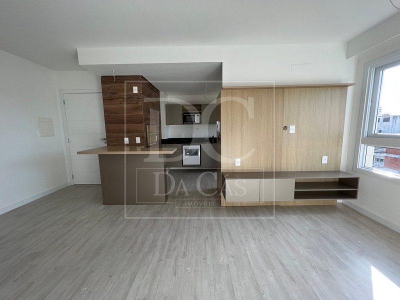 Apartamento à venda com 67m², 2 dormitórios, 1 suíte, 1 vaga no bairro Santana em Porto Alegre