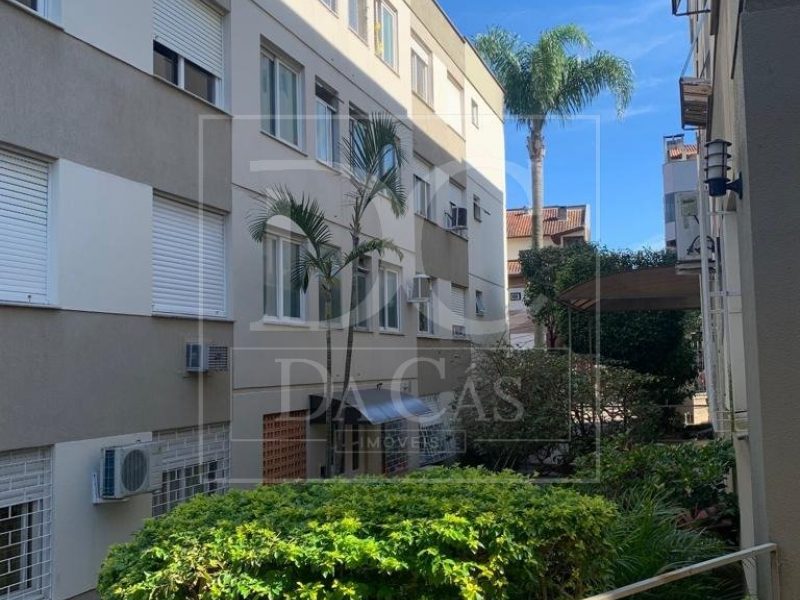 Apartamento à venda com 42m², 1 dormitório no bairro Bom Jesus em Porto Alegre