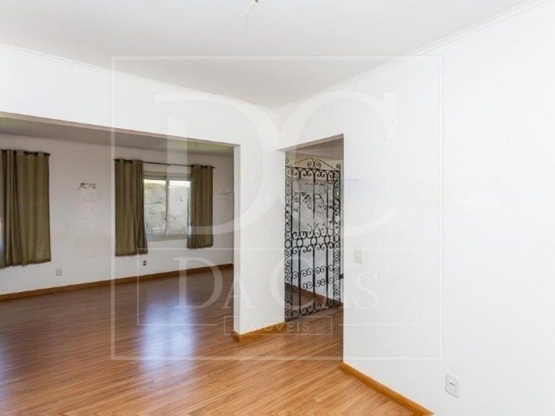 Apartamento à venda com 121m², 3 dormitórios, 1 suíte, 1 vaga no bairro Três Figueiras em Porto Alegre