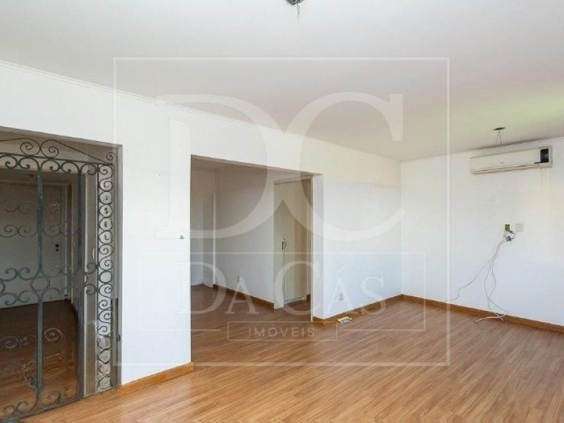 Apartamento à venda com 121m², 3 dormitórios, 1 suíte, 1 vaga no bairro Três Figueiras em Porto Alegre