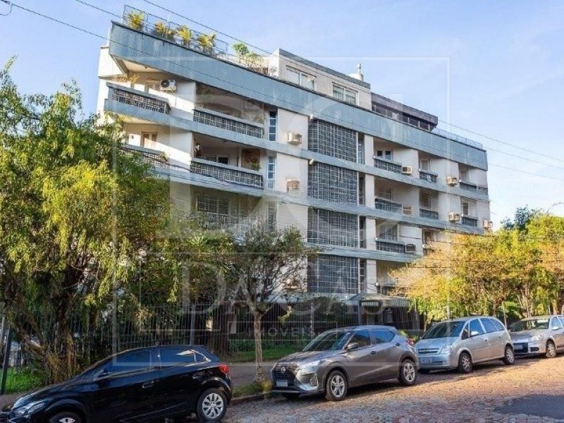 Apartamento à venda com 121m², 3 dormitórios, 1 suíte, 1 vaga no bairro Três Figueiras em Porto Alegre