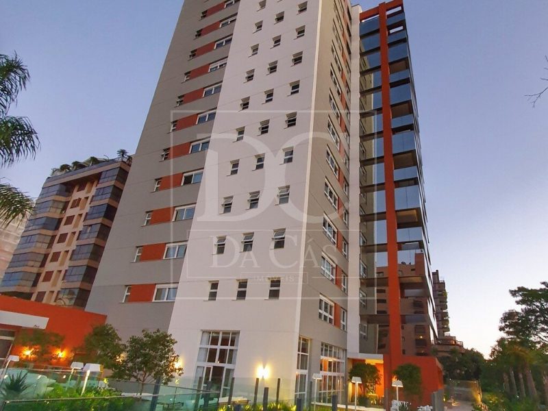 Apartamento à venda com 340m², 4 dormitórios, 4 suítes, 4 vagas no bairro Bela Vista em Porto Alegre