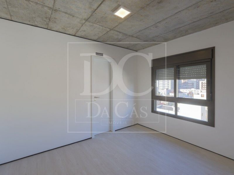 Apartamento à venda com 100m², 3 dormitórios, 3 suítes, 2 vagas no bairro Petrópolis em Porto Alegre