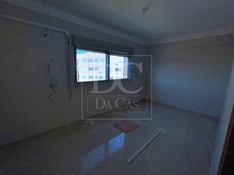 Apartamento à venda com 61m², 2 dormitórios, 1 vaga no bairro Partenon em Porto Alegre