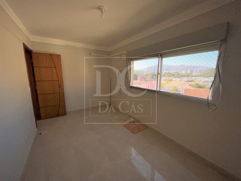 Apartamento à venda com 61m², 2 dormitórios, 1 vaga no bairro Partenon em Porto Alegre