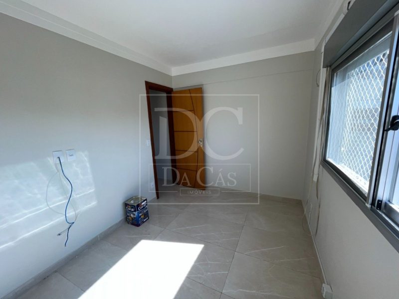 Apartamento à venda com 61m², 2 dormitórios, 1 vaga no bairro Partenon em Porto Alegre