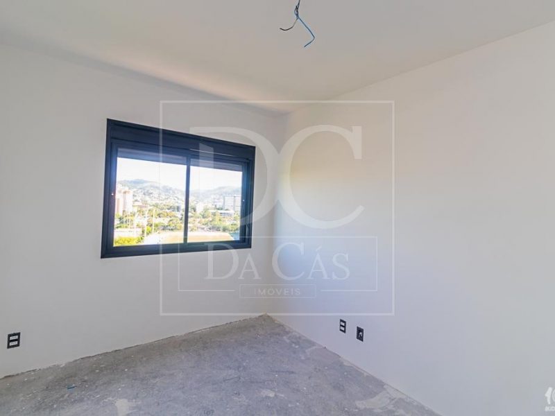 Apartamento à venda com 43m², 1 dormitório, 1 suíte, 1 vaga no bairro Central Parque em Porto Alegre