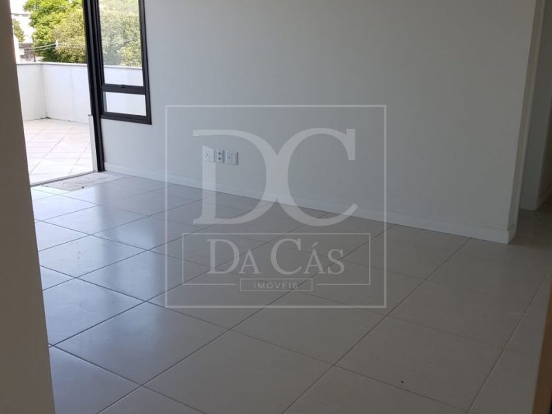 Apartamento à venda com 85m², 2 dormitórios, 1 suíte, 2 vagas no bairro Cavalhada em Porto Alegre