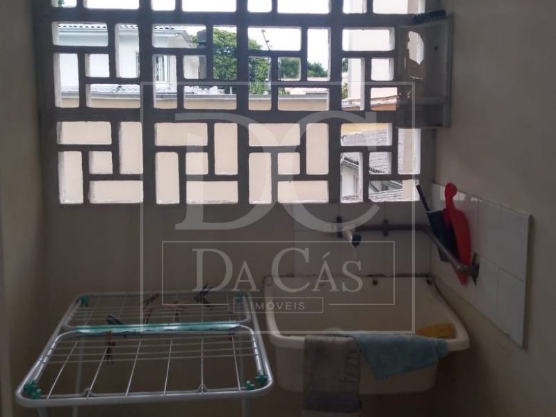 Apartamento à venda com 69m², 2 dormitórios no bairro Rio Branco em Porto Alegre