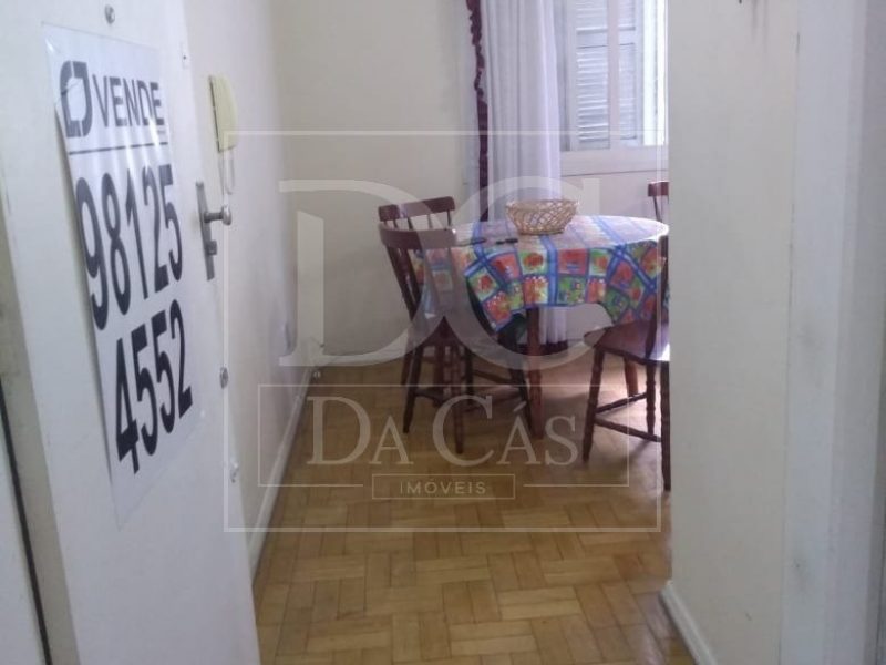 Apartamento à venda com 69m², 2 dormitórios no bairro Rio Branco em Porto Alegre