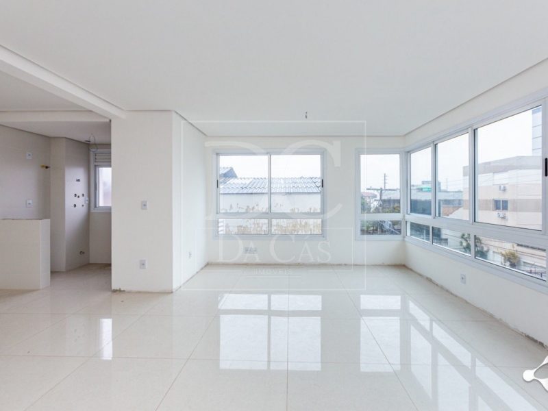 Apartamento à venda com 97m², 2 dormitórios, 1 suíte, 2 vagas no bairro Passo da Areia em Porto Alegre