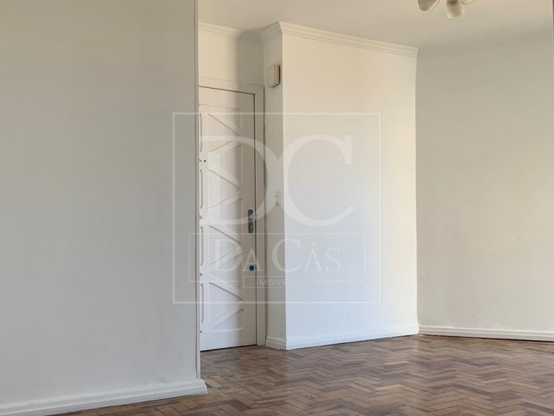 Apartamento à venda com 59m², 2 dormitórios no bairro Cristal em Porto Alegre