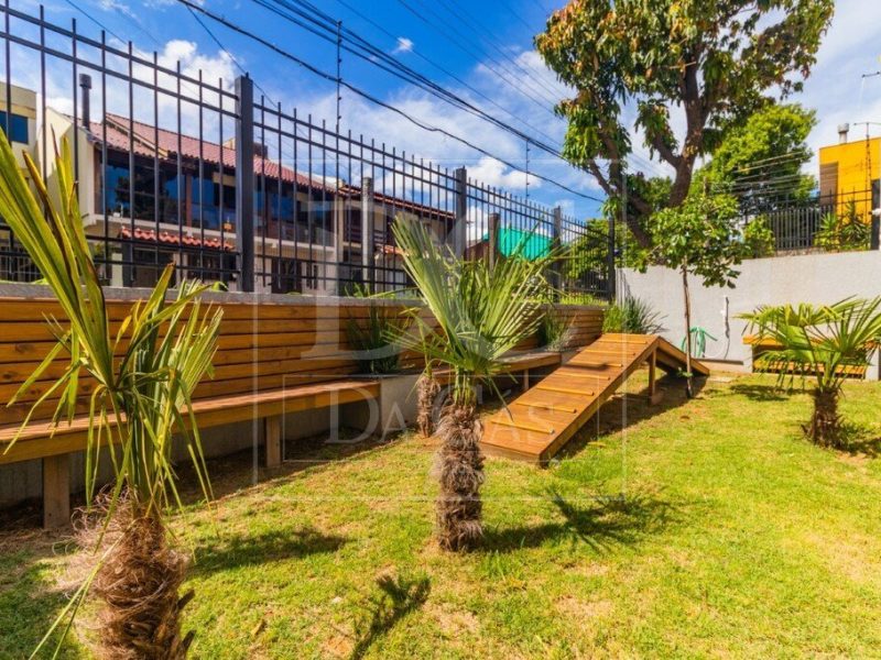 Apartamento à venda com 43m², 1 dormitório, 1 suíte, 1 vaga no bairro Central Parque em Porto Alegre