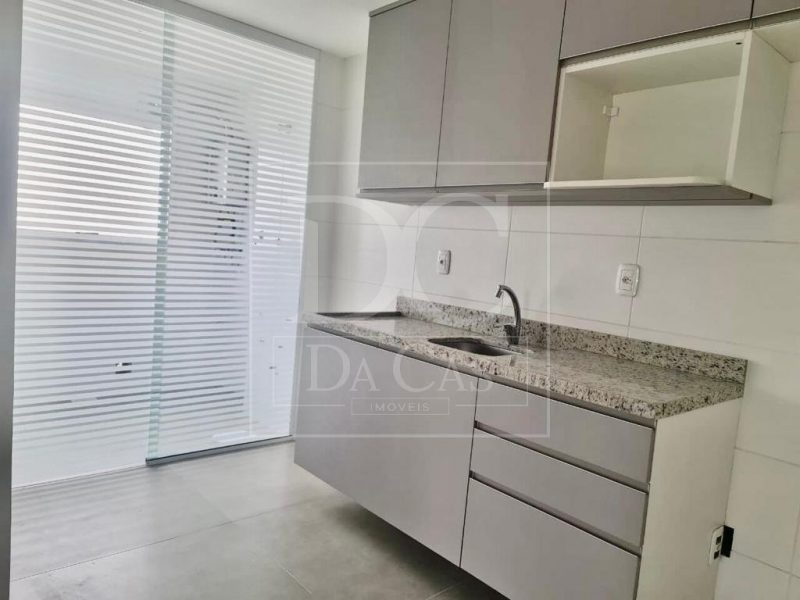 Apartamento à venda com 52m², 1 dormitório, 1 suíte, 1 vaga no bairro Higienópolis em Porto Alegre